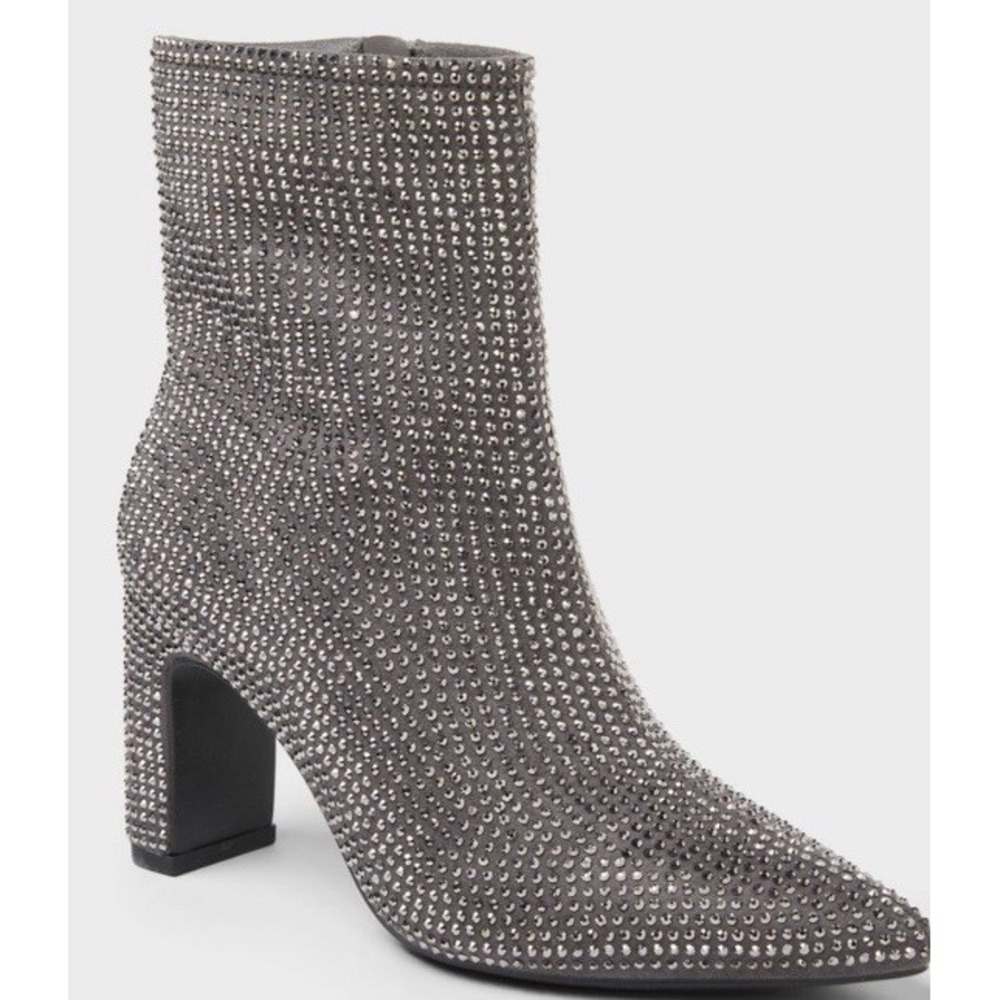 Women's Size 8 Gloria Low Shaft Heeled Rhinestones Boots with Memory Foam Insole